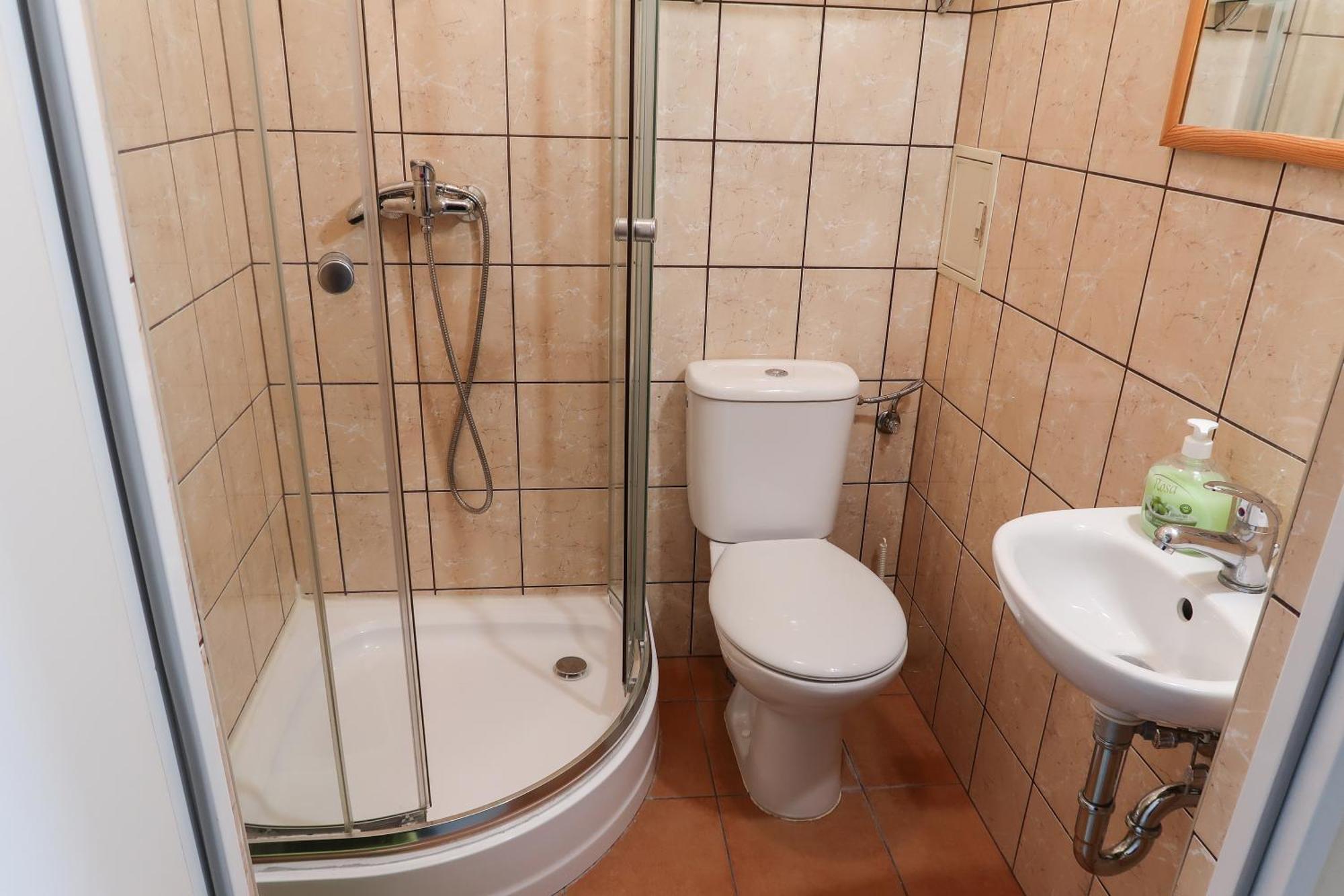 Dom Studencki Raj Hostel Wroclaw Bagian luar foto