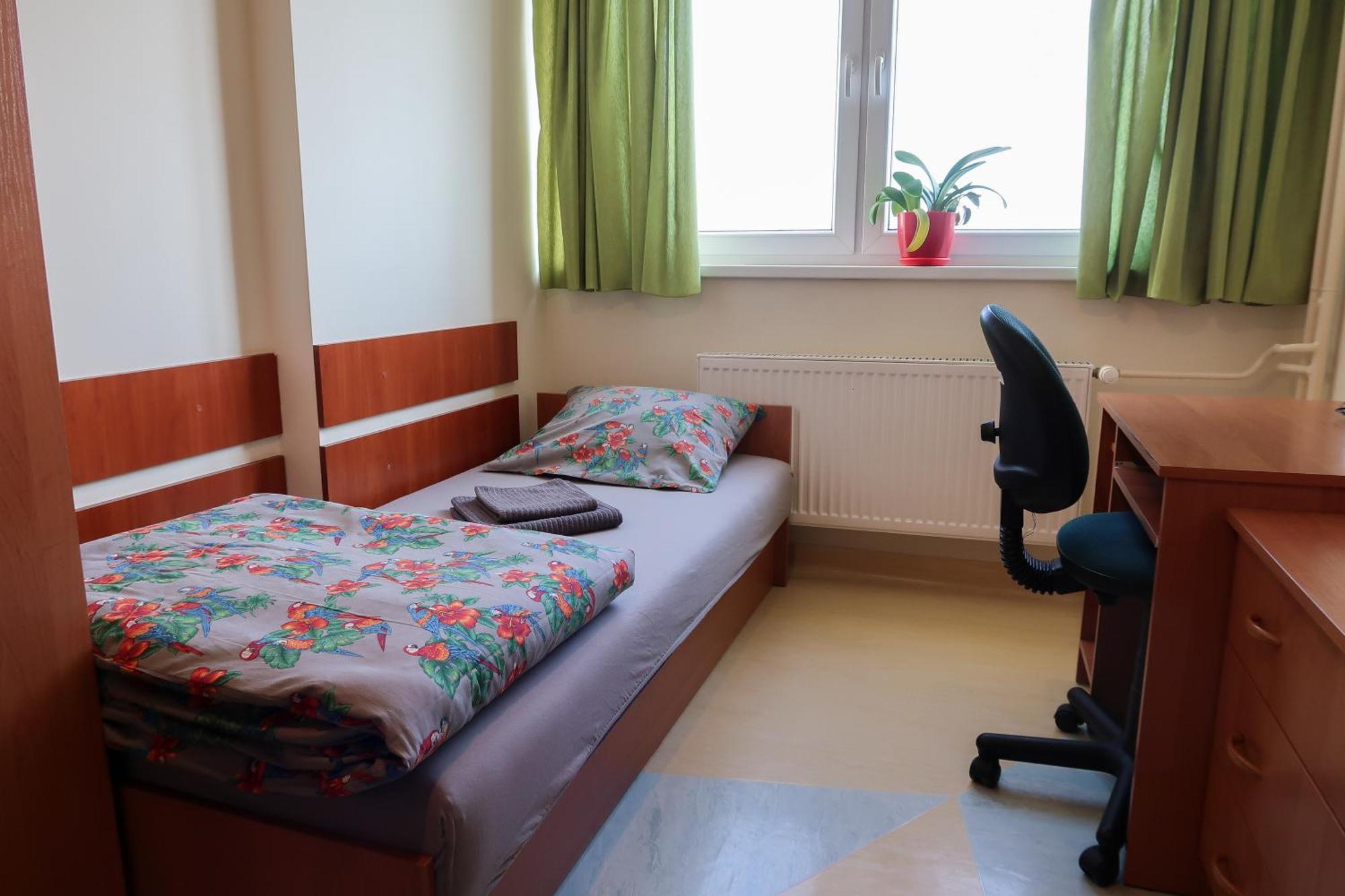 Dom Studencki Raj Hostel Wroclaw Bagian luar foto