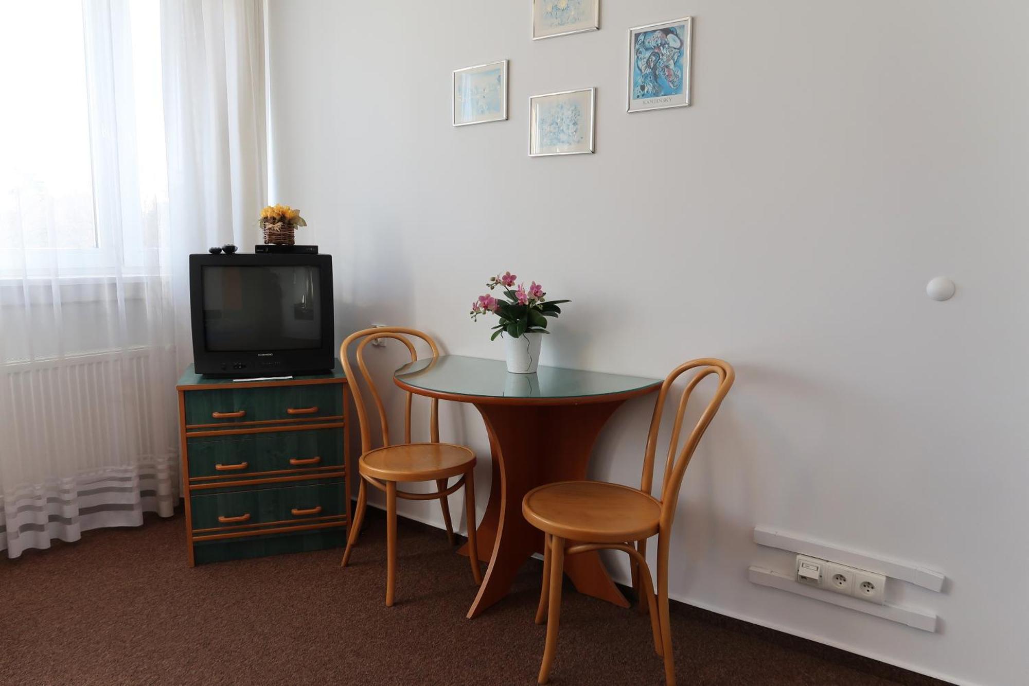 Dom Studencki Raj Hostel Wroclaw Bagian luar foto