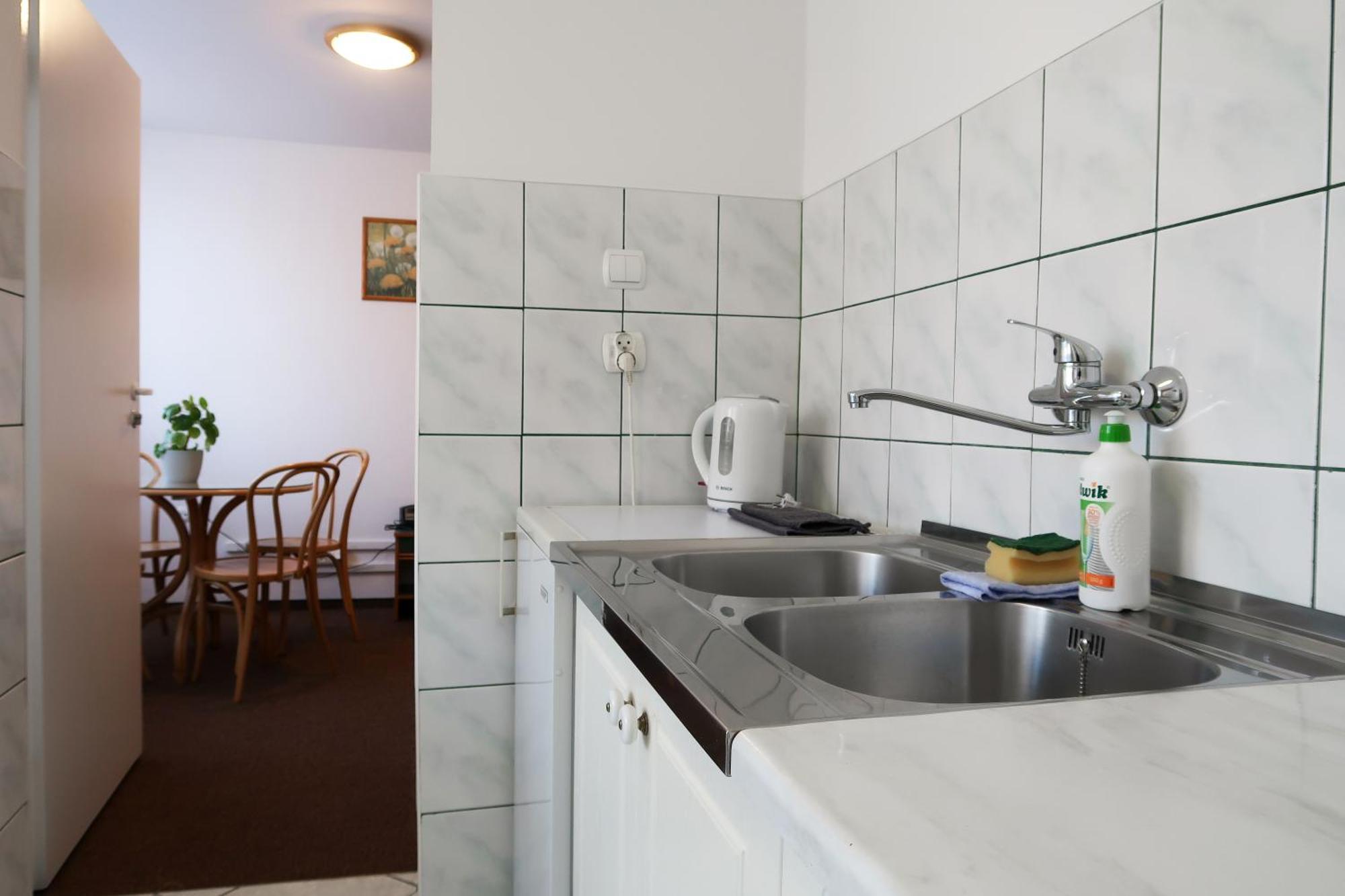 Dom Studencki Raj Hostel Wroclaw Bagian luar foto
