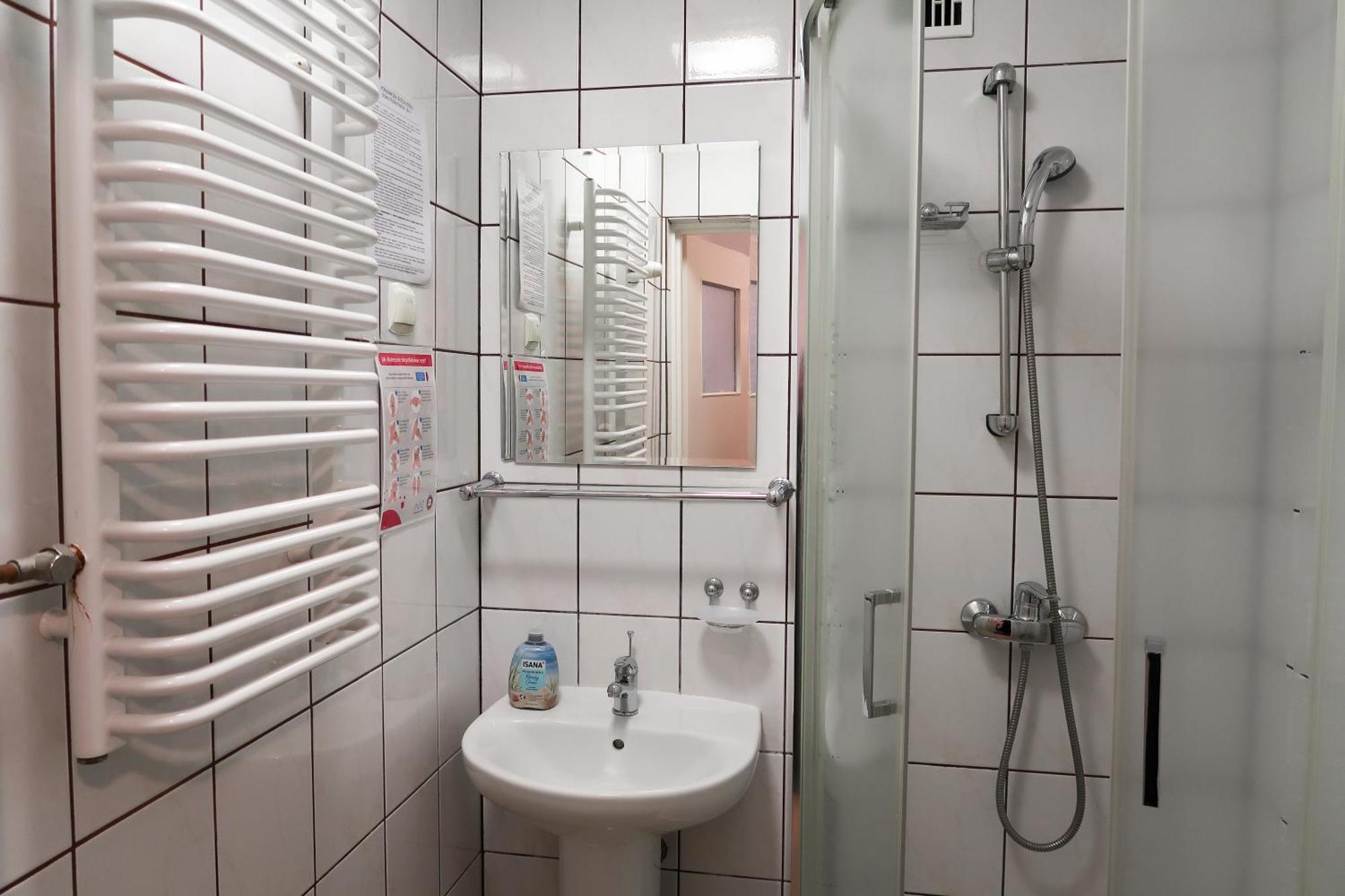 Dom Studencki Raj Hostel Wroclaw Bagian luar foto